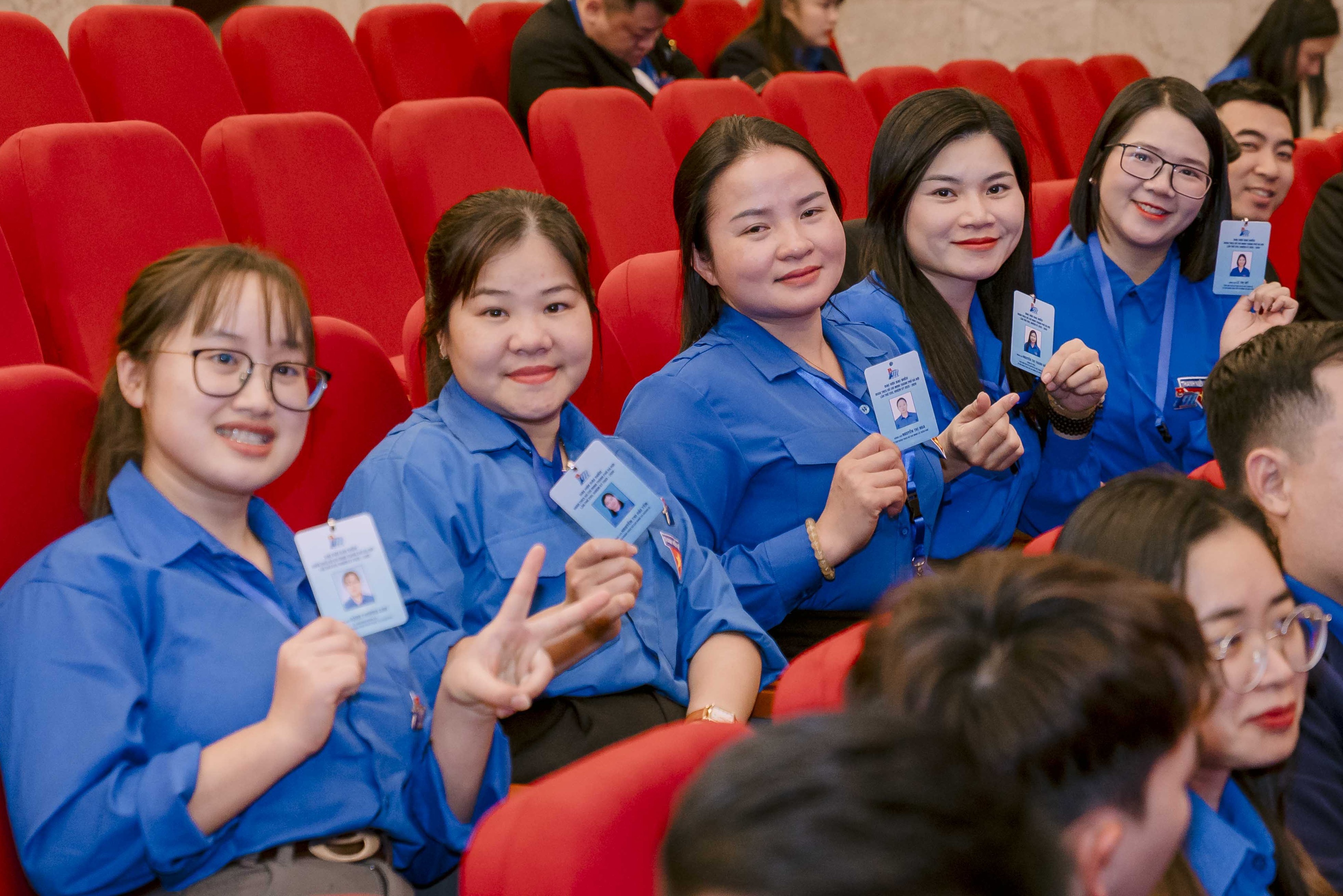 [ẢNH] Phiên thứ nhất Đại hội đại biểu Đoàn TNCS Hồ Chí Minh TPHN