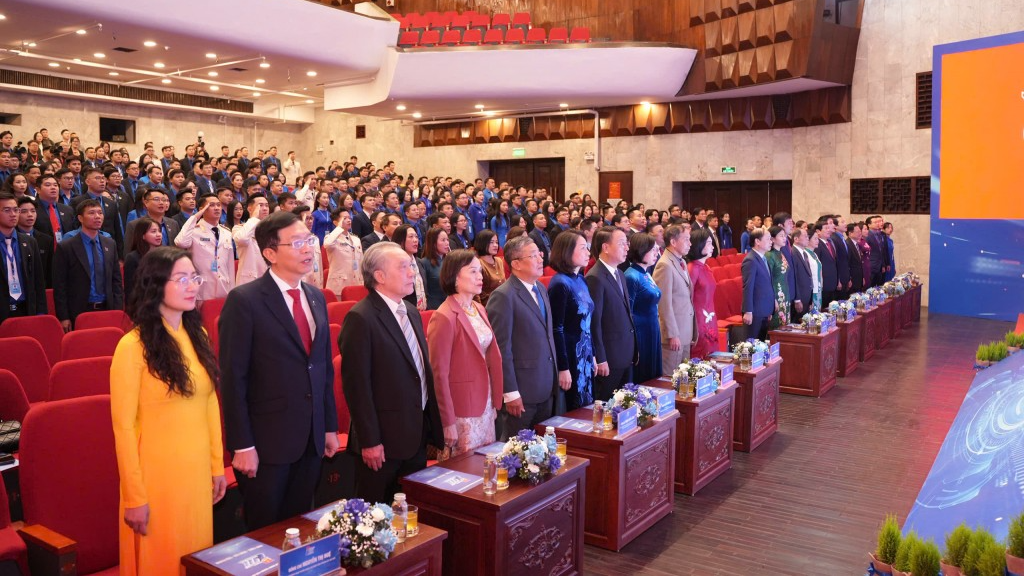 Các vị đại biểu tham dự Đại hội