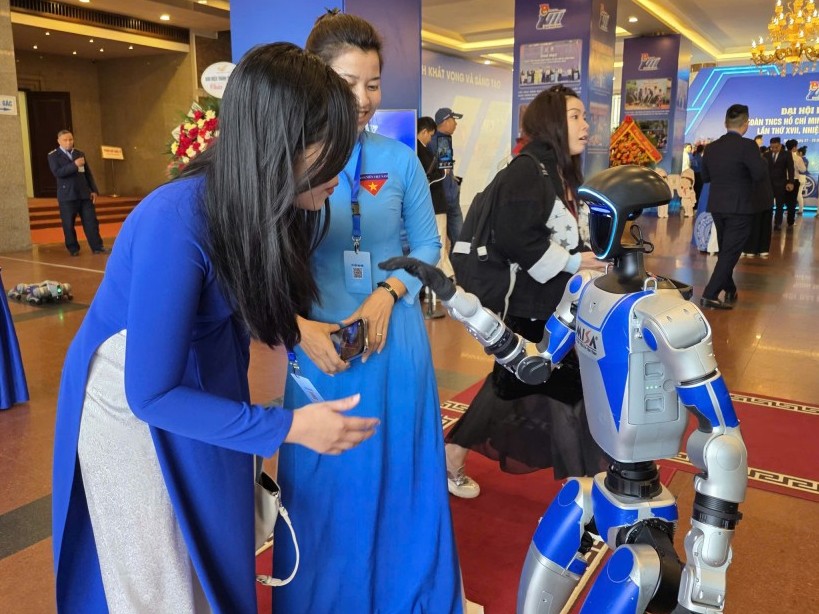 Công nghệ hiện đại thu hút bạn trẻ tại Đại hội Đoàn Hà Nội