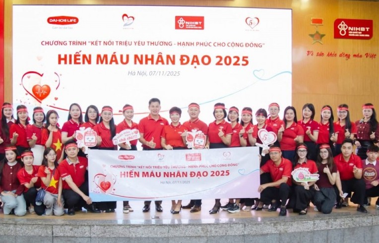 Dai-ichi Life Việt Nam tiếp tục triển khai chương trình hiến máu nhân đạo 2025 tại Hà Nội
