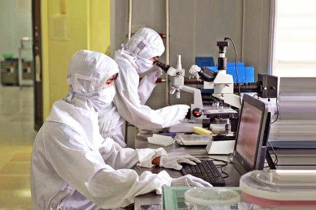 Hà Nội không chỉ tạo ra những sản phẩm khoa học, công nghệ và đổi mới sáng tạo phục vụ trực tiếp đời sống đô thị, mà còn đặt nền móng cho sự bứt phá trong giai đoạn tiếp theo Hà Nội không chỉ tạo ra những sản phẩm khoa học, công nghệ và đổi mới sáng tạo phục vụ trực tiếp đời sống đô thị, mà còn đặt nền móng cho sự bứt phá trong giai đoạn tiếp theo