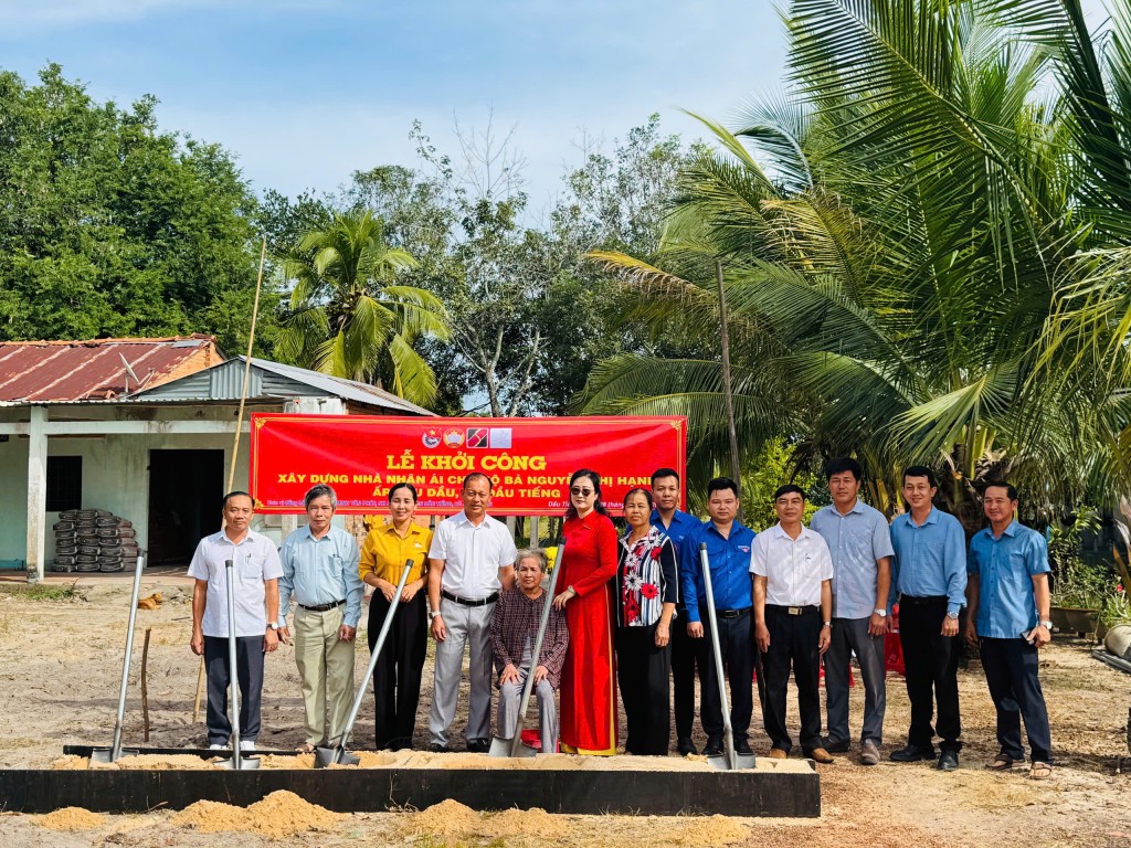 Chính quyền xã Dầu Tiếng chung tay xây dựng Nhà Nhân ái