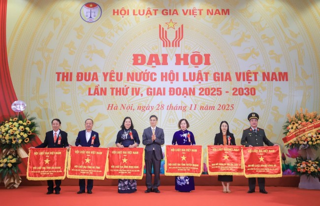 Đoàn kết - trí tuệ - đổi mới vì một kỷ nguyên phát triển phồn vinh, hạnh phúc