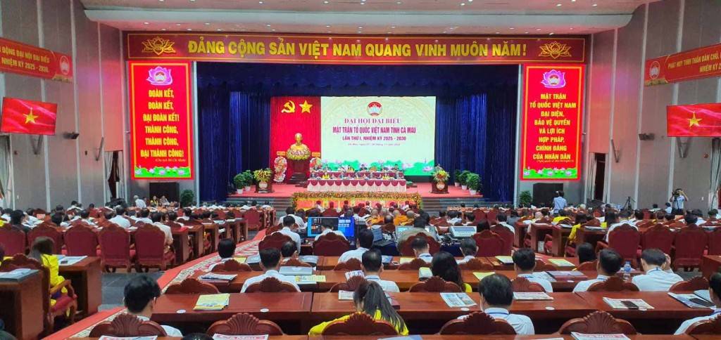 345 đại biểu tham dự phiên làm việc thứ nhất Đại hội đại biểu Ủy ban Mặt trận Tổ quốc Việt Nam tỉnh Cà Mau lần thứ I, nhiệm kỳ 2025-2030.