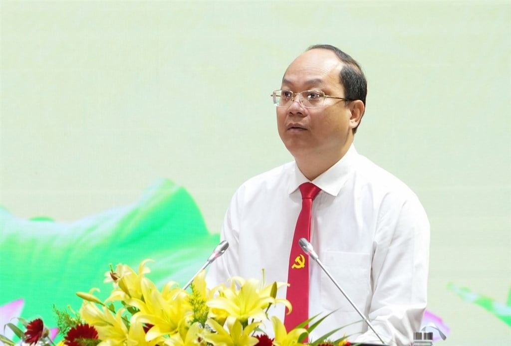 Bí thư Tỉnh ủy Cà Mau phát biểu tại Đại hội đại biểu MTTQ Việt Nam tỉnh Cà Mau. Ảnh: 