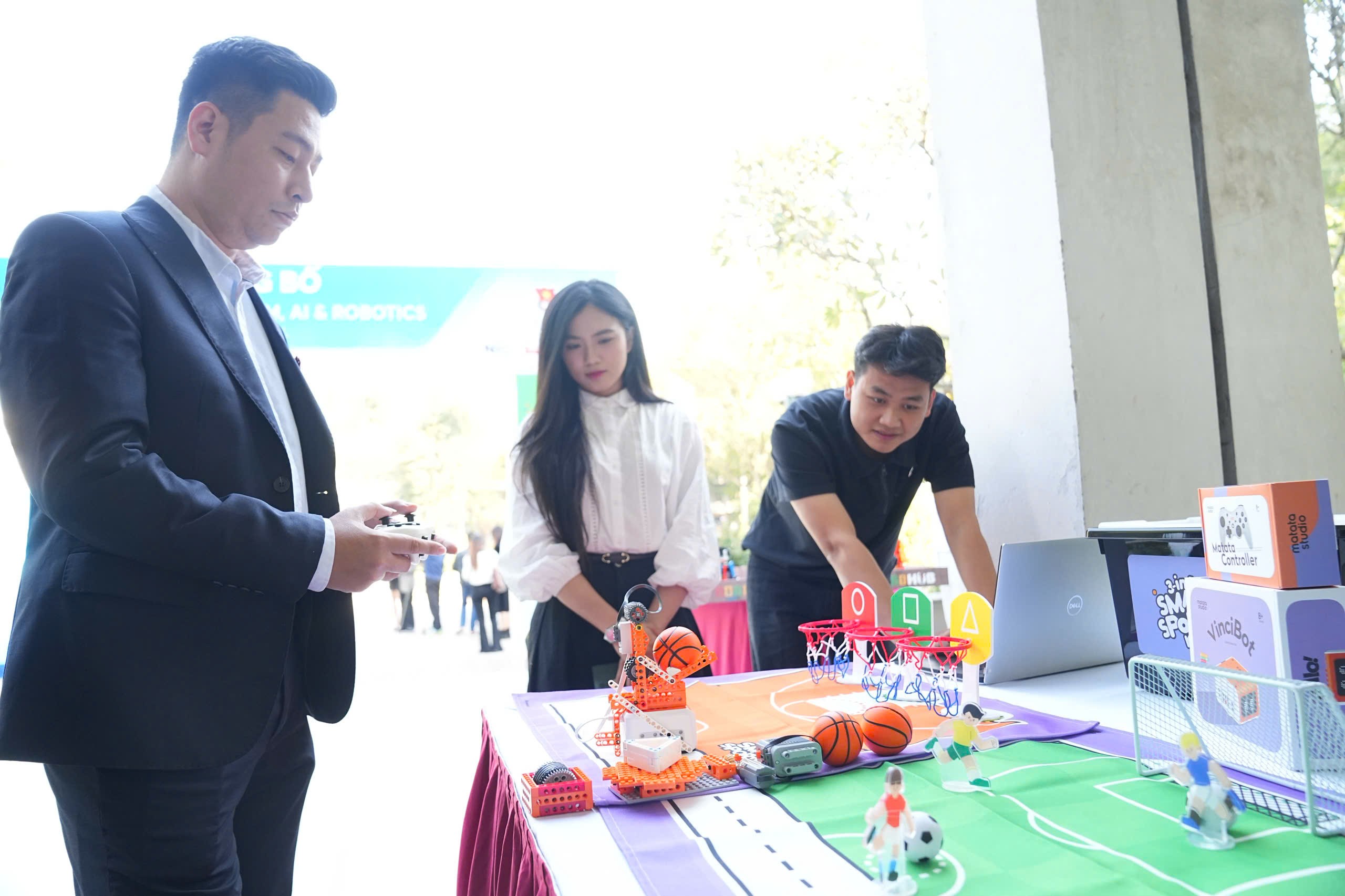 Cuộc thi năm nay diễn ra từ tháng 11/ 2025 đến tháng 4/2026, dành cho học sinh phổ thông trên phạm vi toàn quốc. Cuộc thi năm nay diễn ra từ tháng 11/ 2025 đến tháng 4/2026, dành cho học sinh phổ thông trên phạm vi toàn quốc.