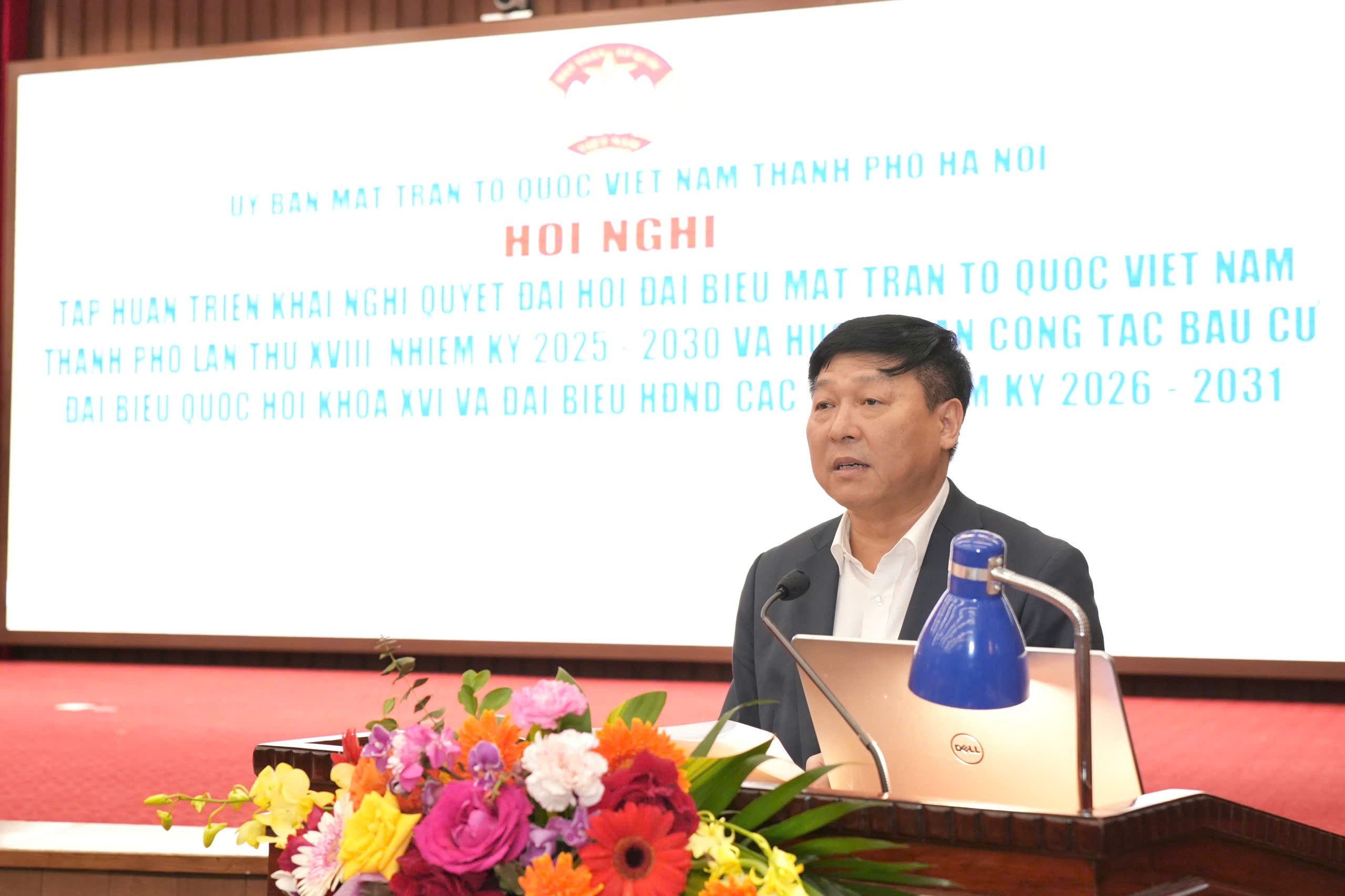 Phó Chủ tịch Ủy ban MTTQ Việt Nam thành phố Phạm Anh Tuấn phát biểu.