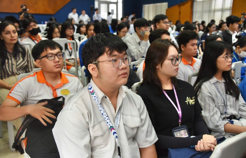 Phổ biến kỹ năng tham gia giao thông trong thế hệ trẻ