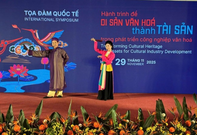 Hành trình để di sản văn hóa Hà Nội thành tài sản...