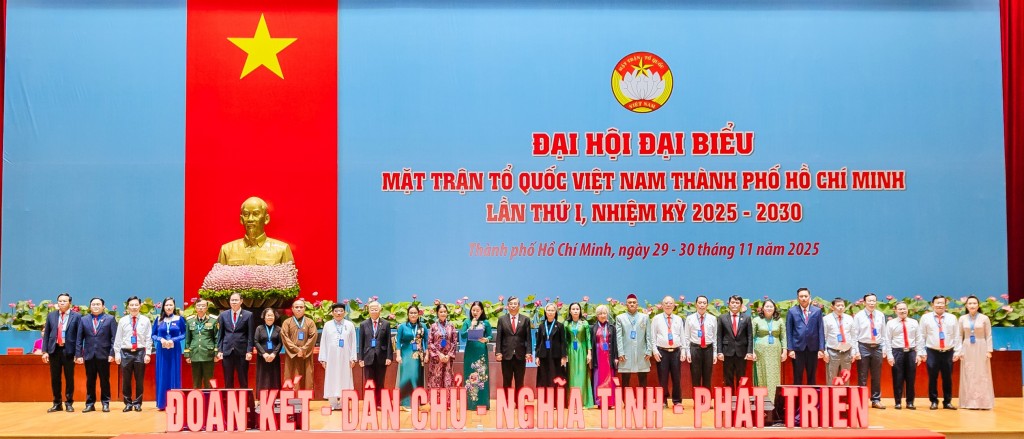 Đoàn Đại biểu dự Đại hội Đại biểu toàn quốc MTTQ Việt Nam nhiệm kỳ 2026-2031 ra mặt đại hội