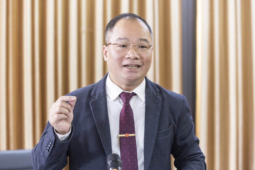 TS Nguyễn Đăng Khang – Phó Tổng Biên tập Báo Đại đoàn kết, Chủ tịch Hội đồng thẩm định phát biểu tại vòng Chung khảo. Ảnh: Quang Vinh