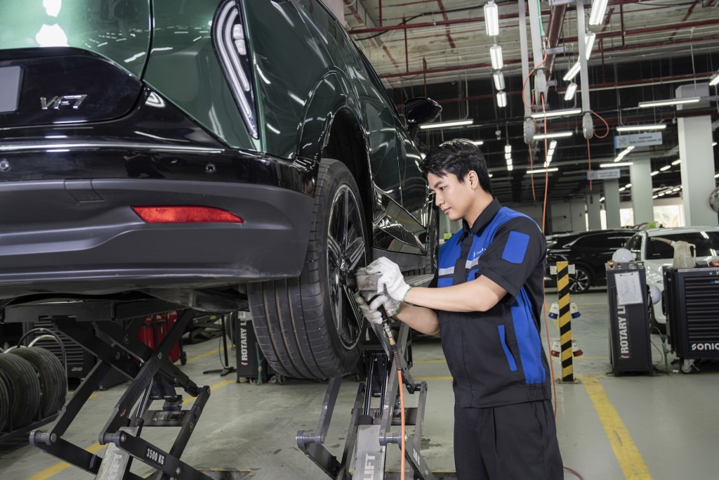 Xưởng dịch vụ VinFast Lộc Linh có thể bảo dưỡng khoảng 80-100 xe/ngày.