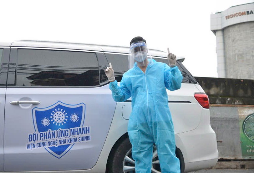 Bác sĩ nhân lên những nụ cười và lan tỏa thông điệp sống đẹp