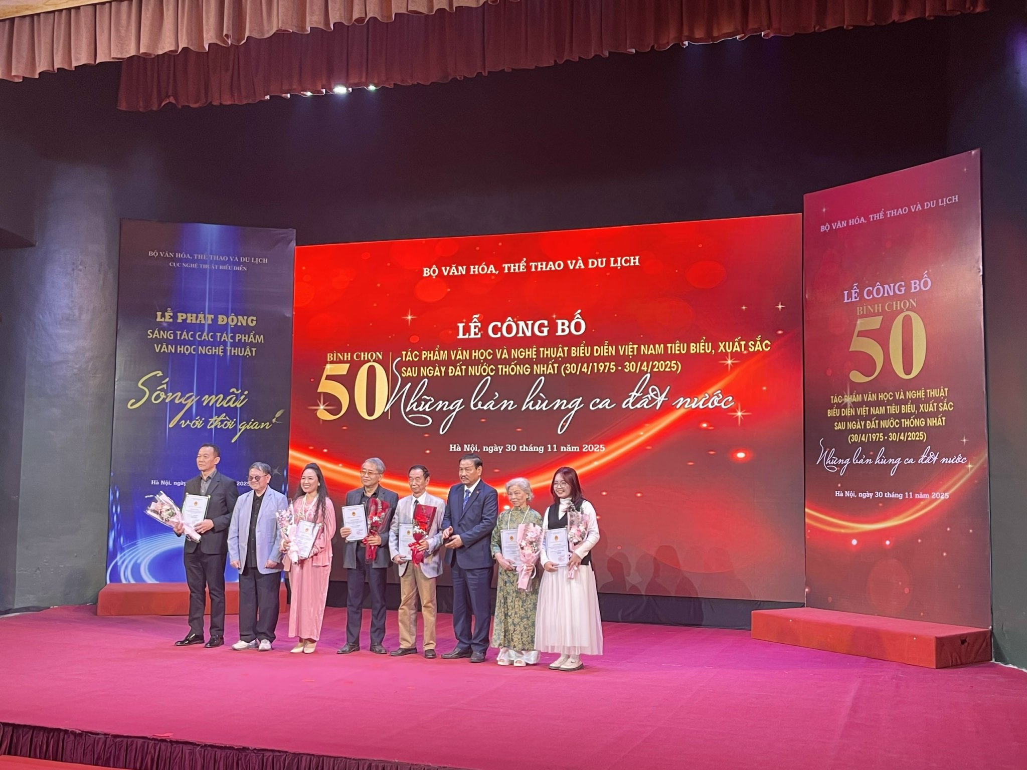 Phát động sáng tác tác phẩm văn học nghệ thuật “Sống mãi với thời gian”