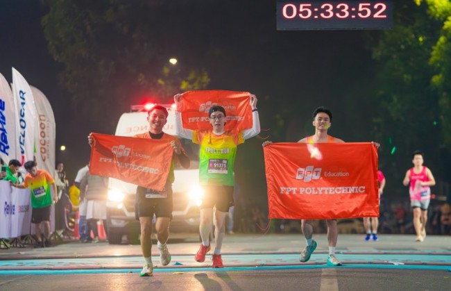 FPT Polytechnic làm nên kỳ tích tại VnExpress Marathon Hanoi Midnight