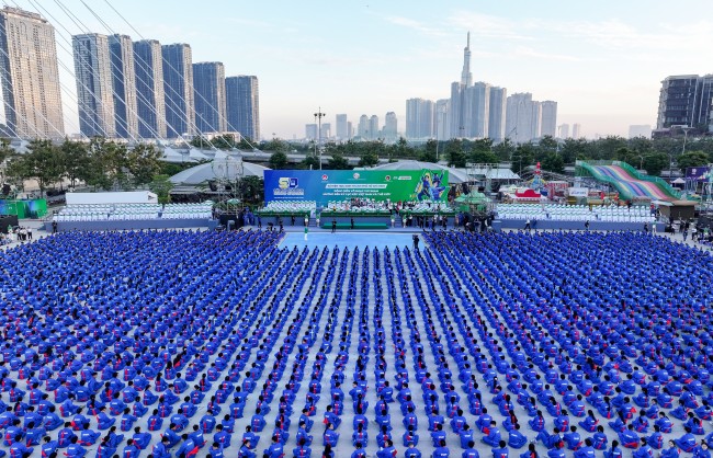 60.000 học sinh lập kỷ lục kép với màn đồng diễn võ nhạc Vovinam