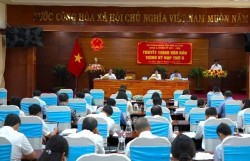 HĐND Cà Mau thảo luận hoàn thiện dự thảo nghị quyết trình kỳ họp