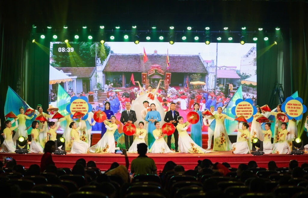 Ngày hội lớn của cộng đồng dân cư Thủ đô