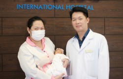 Gần 40 ngày nỗ lực hồi sinh sự sống cho bé trai sinh non chỉ nặng hơn 1kg tại Vinmec Phú Quốc