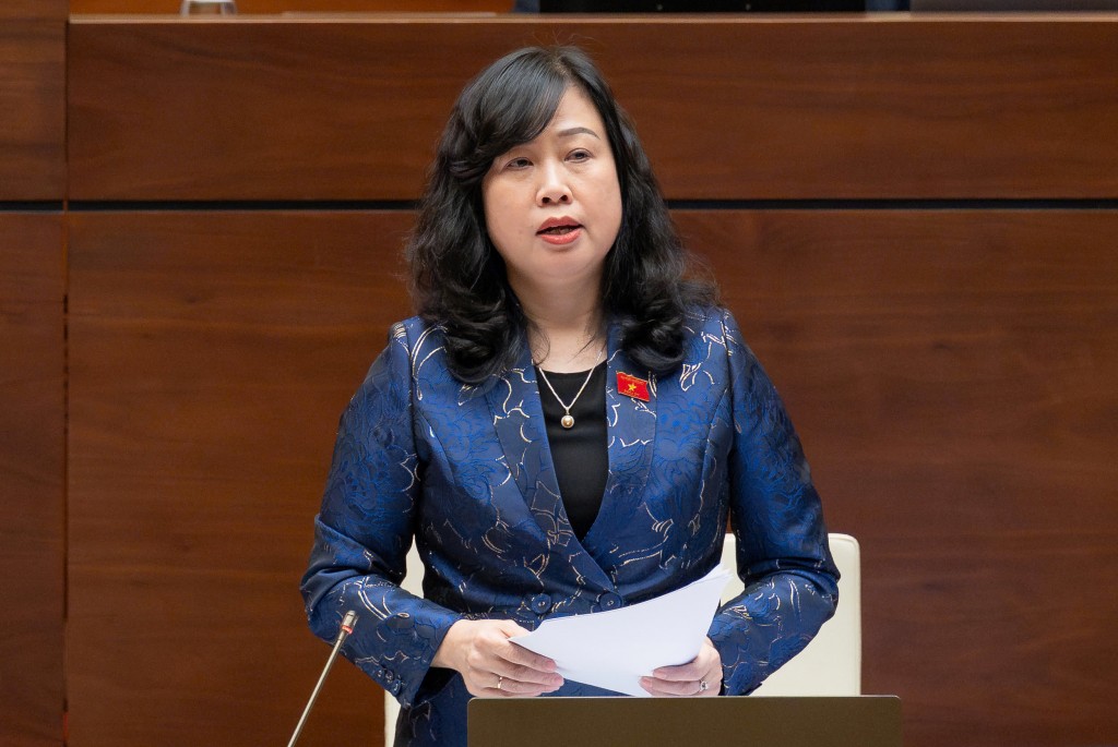 Giải pháp giải quyết “tận gốc” thu nhập thấp của nhân viên y tế Giải pháp giải quyết “tận gốc” thu nhập thấp của nhân viên y tế