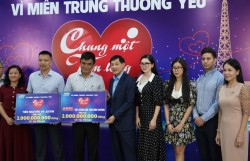 Gia đình tỷ phú Johnathan Hạnh Nguyễn ủng hộ 10 tỷ đồng giúp miền Trung sau bão lũ