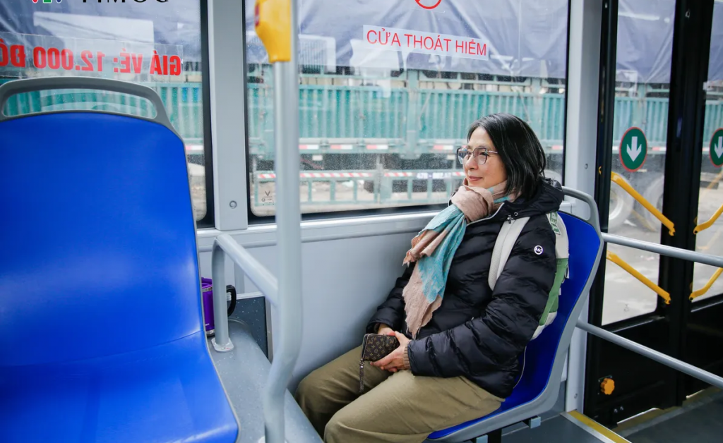 Hà Nội “xanh hóa” hệ thống giao thông: Chiến lược bền vững bảo vệ sức khỏe cộng đồng Hà Nội “xanh hóa” hệ thống giao thông: Chiến lược bền vững bảo vệ sức khỏe cộng đồng