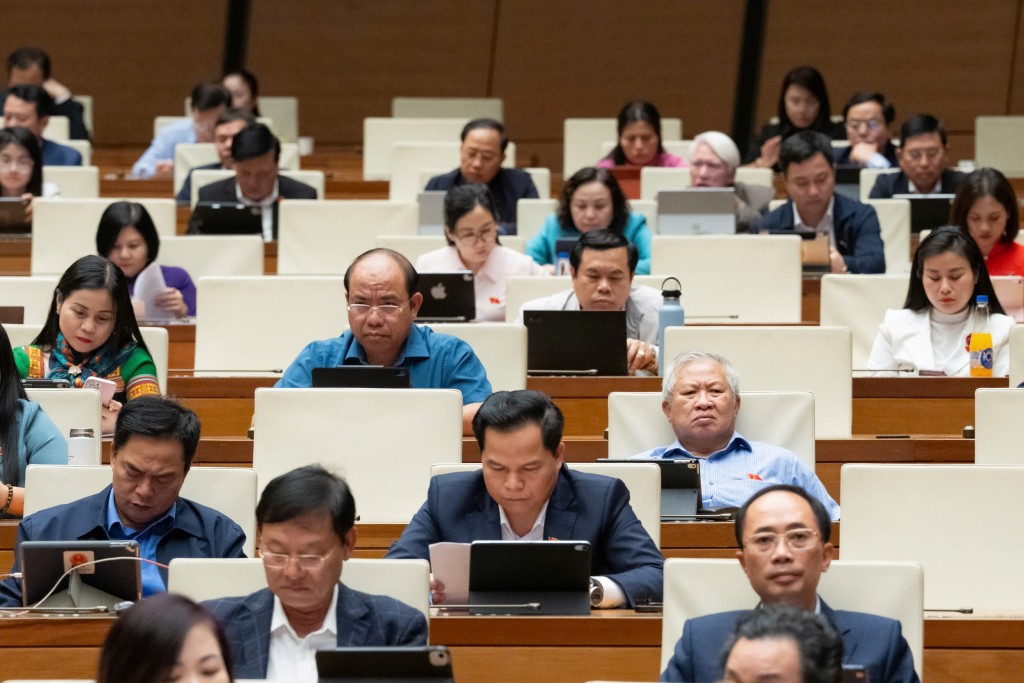 Phải có bộ sách giáo khoa chuẩn, thống nhất trên toàn quốc Phải có bộ sách giáo khoa chuẩn, thống nhất trên toàn quốc