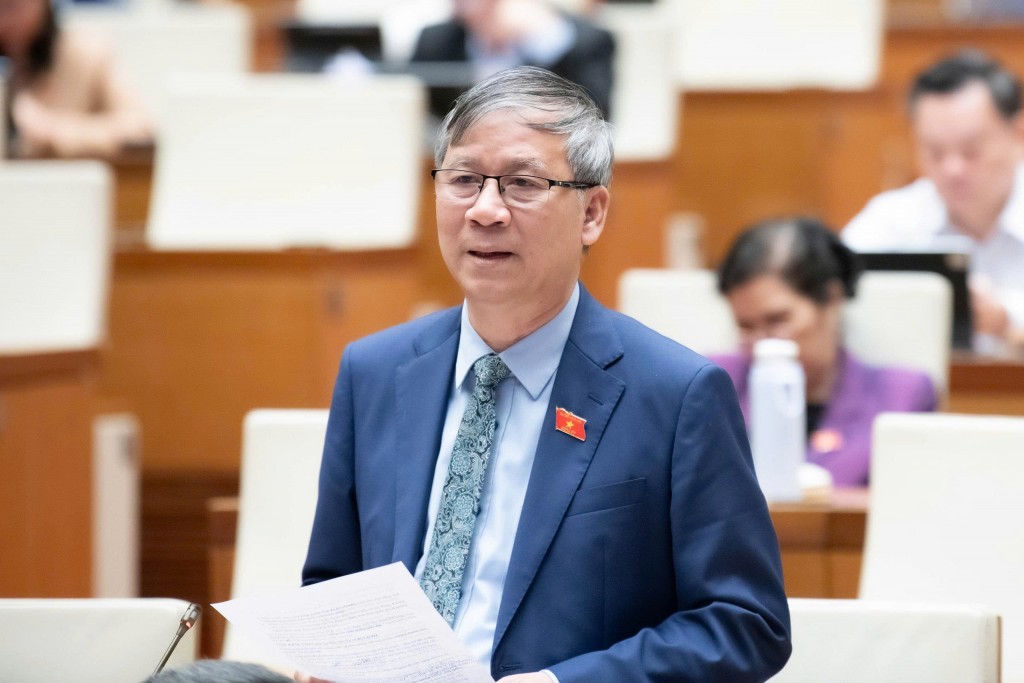 Phải có bộ sách giáo khoa chuẩn, thấm đượm văn hóa Việt Phải có bộ sách giáo khoa chuẩn, thấm đượm văn hóa Việt