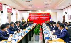 Hà Nội - Viêng Chăn tiếp tục hợp tác chặt chẽ, bền vững