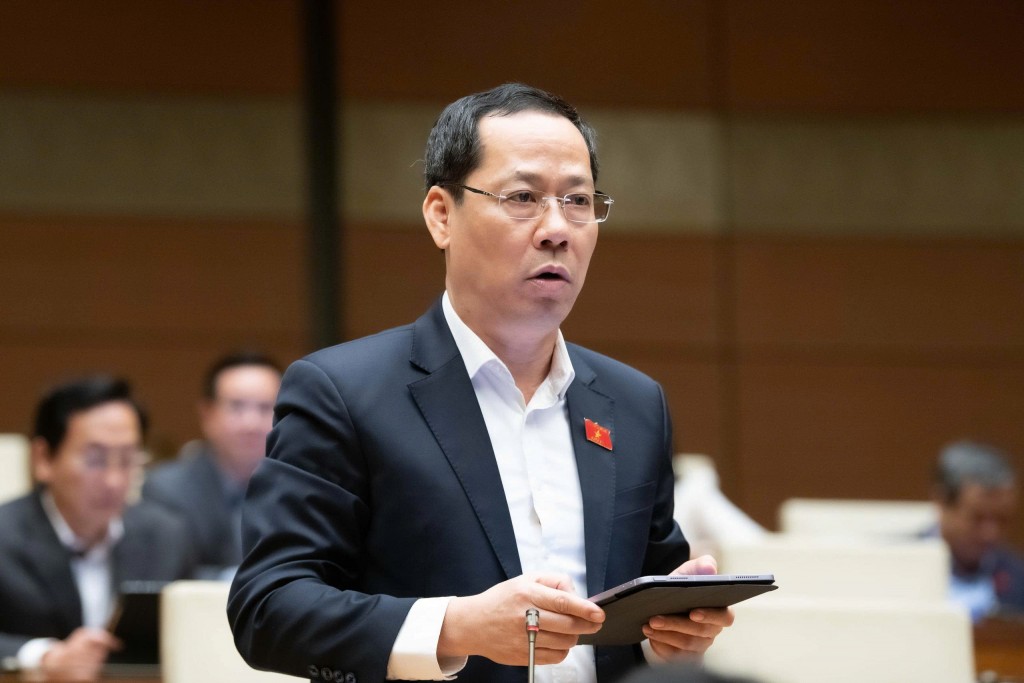 Kiến nghị ưu tiên bố trí nguồn lực, hoàn thành mục tiêu cấp điện Kiến nghị ưu tiên bố trí nguồn lực, hoàn thành mục tiêu cấp điện