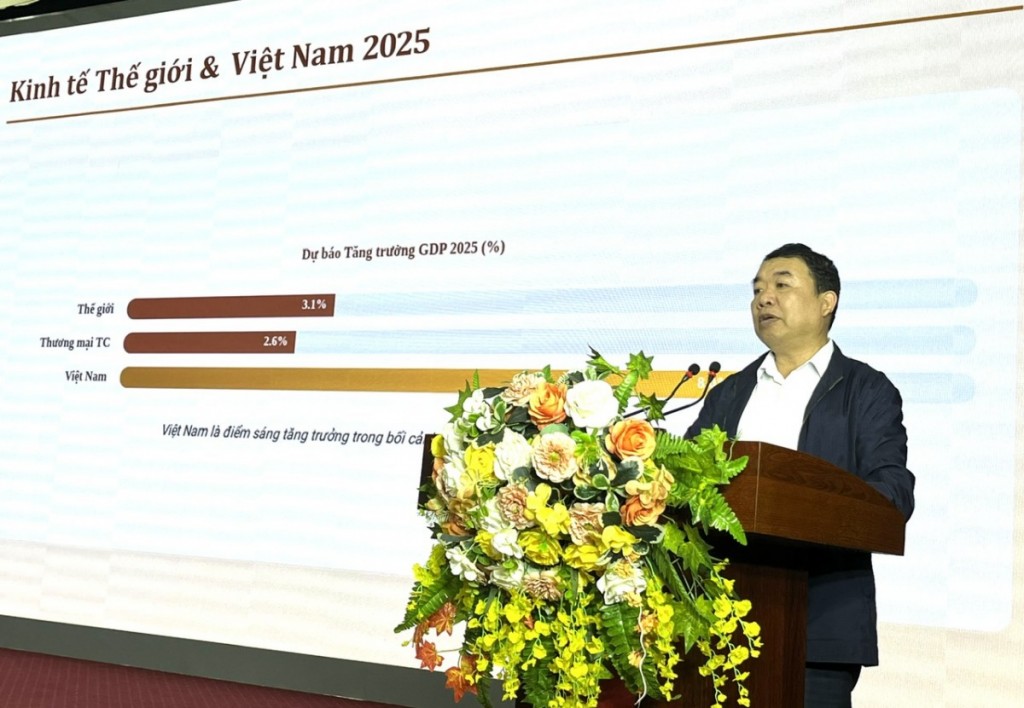 Thông tin tình hình thời sự trong nước, quốc tế tới cán bộ Mặt trận