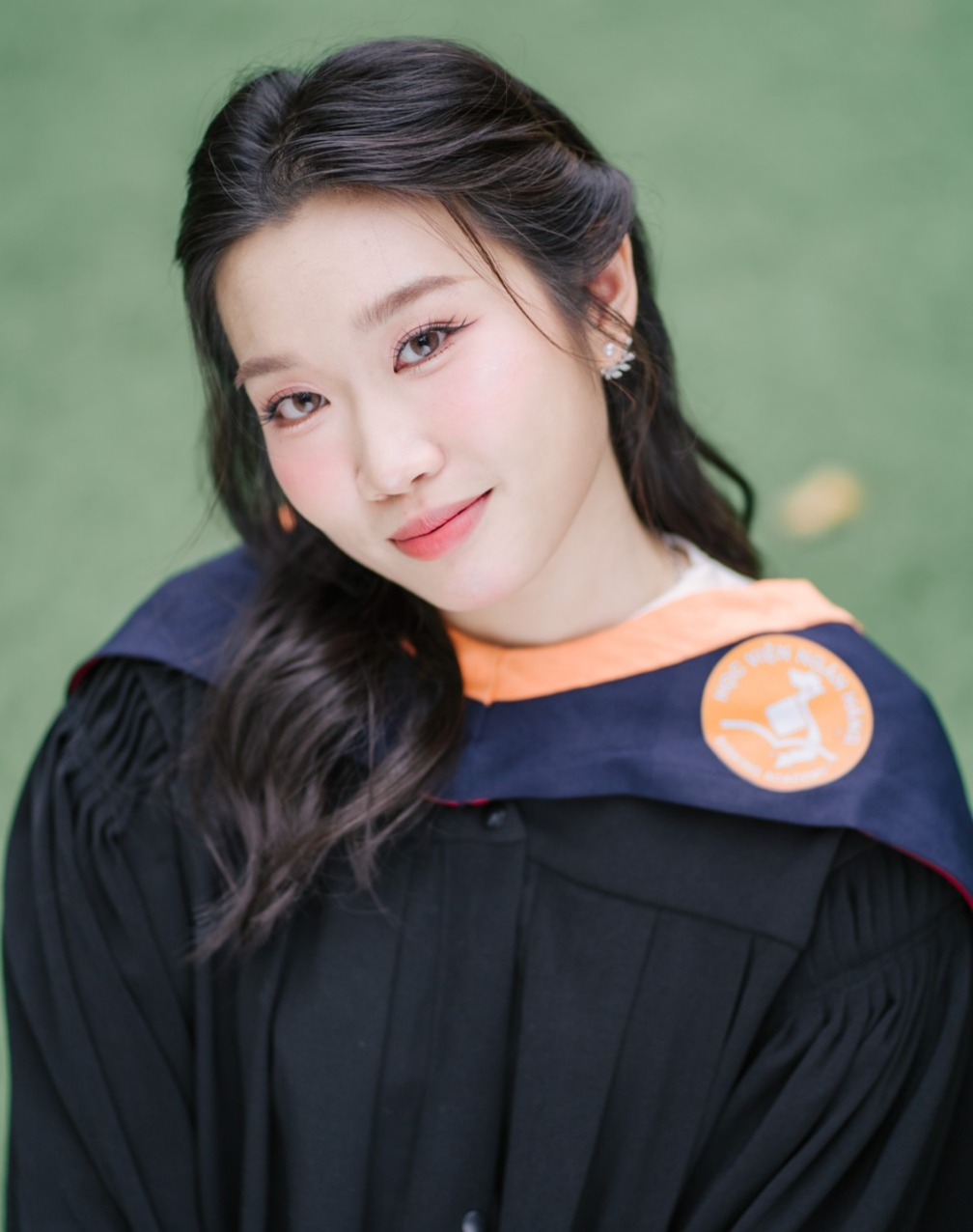 Từ bài giảng đến tạp chí quốc tế - dấu ấn của thủ khoa BAV