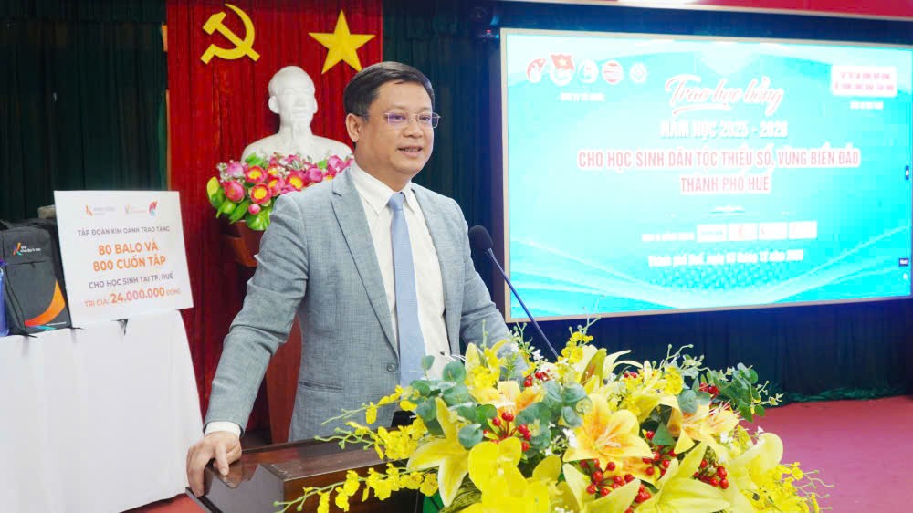 Phó Chủ tịch Thường trực UBND thành phố Huế Nguyễn Thanh Bình phát biểu tại buổi lễ 