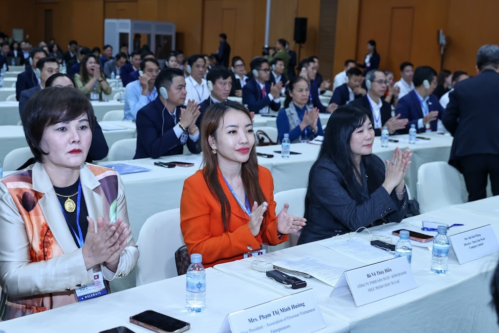 Các đại biểu tham dự hội nghị - Ảnh: VGP/Nhật Bắc