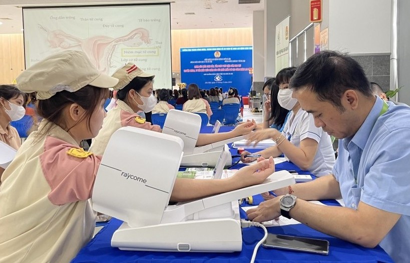 Mang thêm nhiều phúc lợi "sát sườn" đến với lao động nữ