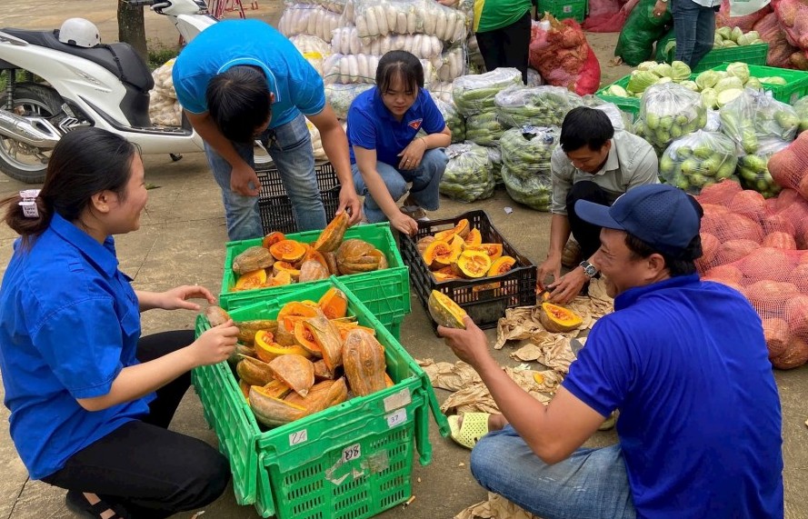 Thêm 200 tấn nông sản hỗ trợ Đắk Lắk và Khánh Hòa