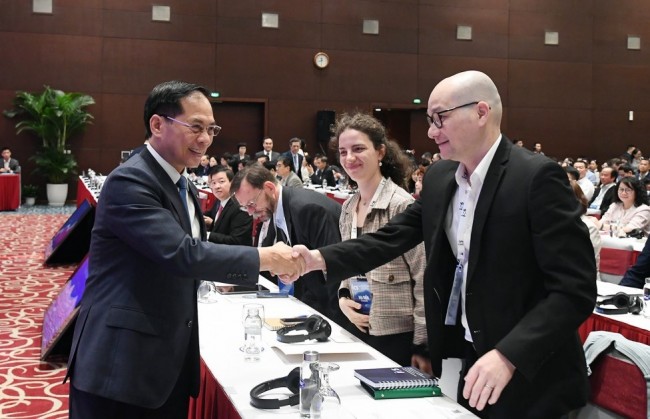 Việt Nam coi trọng hợp tác với các tổ chức phi chính phủ nước ngoài