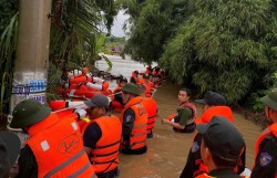 Lâm Đồng: Lũ thượng nguồn về nhanh, hơn 1.000 ngôi nhà bị ngập sâu
