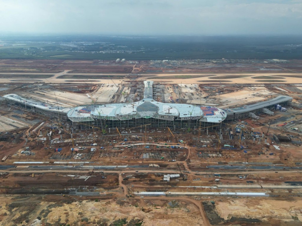 Hình thành trục giao thông liên hoàn giữa 2 sân bay