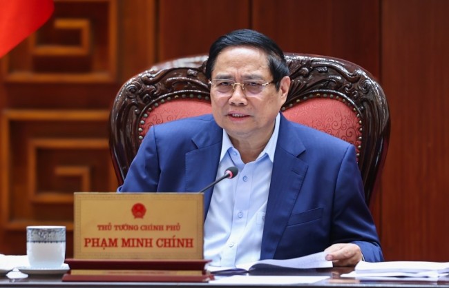 Xây dựng chính sách vượt trội, cạnh tranh để thí điểm một số khu thương mại tự do