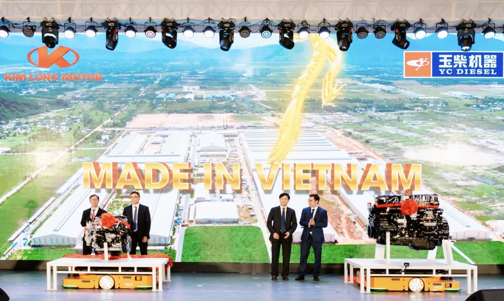 Kim Long Motor chính thức xuất xưởng động cơ Yuchai K11 và Yuchai Y24 Kim Long Motor chính thức xuất xưởng động cơ Yuchai K11 và Yuchai Y24