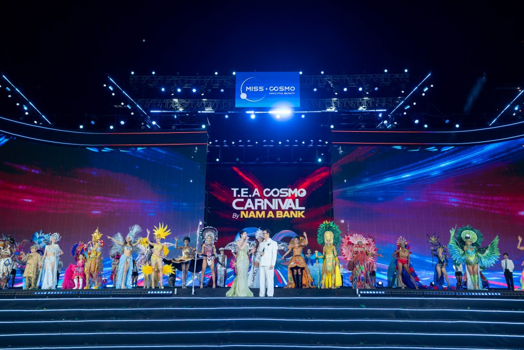 Đặc biệt, tại Lễ khai mạc, Ban Tổ chức Lễ hội Trà Quốc tế 2025 đã trao tặng 3 tỷ đồng cho Ủy ban Mặt trận Tổ quốc Việt Nam tỉnh Lâm Đồng. Đây là hoạt động mang ý nghĩa nhân văn sâu sắc, góp phần hỗ trợ an sinh xã hội và đồng hành cùng địa phương hướng đến mục tiêu phát triển bền vững. Đồng thời khẳng định chiến lược của Lễ hội Trà Quốc tế, phát triển văn hóa, kinh tế trà luôn song hành giá trị bền vững cho cộng đồng và xã hội.