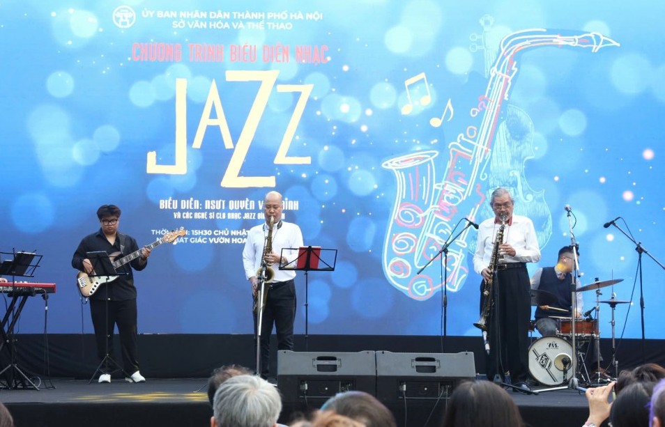 Khán giả hào hứng với Dự án Âm nhạc phục vụ cộng đồng