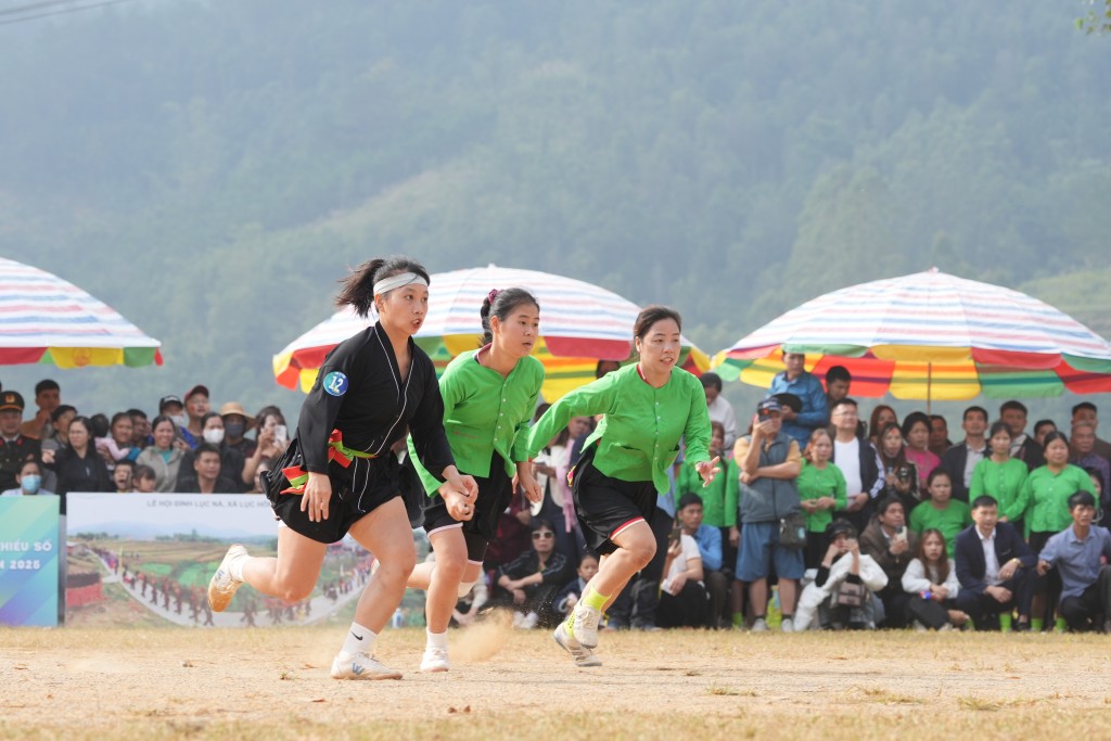 2 đội tuyển cống hiến cho khán giả 1 trận chung kết đẹp mắt và quyết liệt 2 đội tuyển cống hiến cho khán giả 1 trận chung kết đẹp mắt và quyết liệt