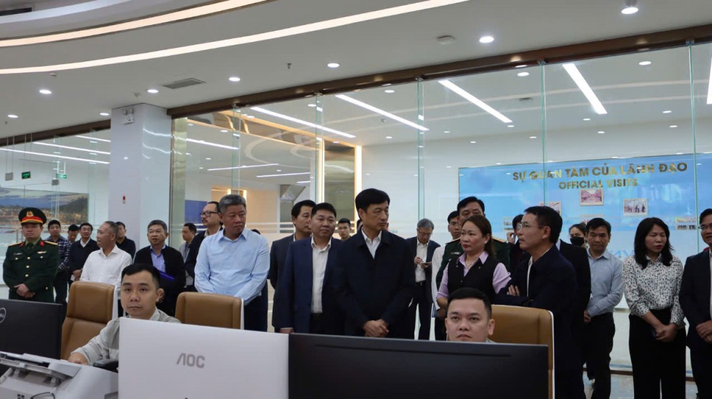 Khắc phục hạn chế, khó khăn, khai thác lợi thế của từng xã để phát triển