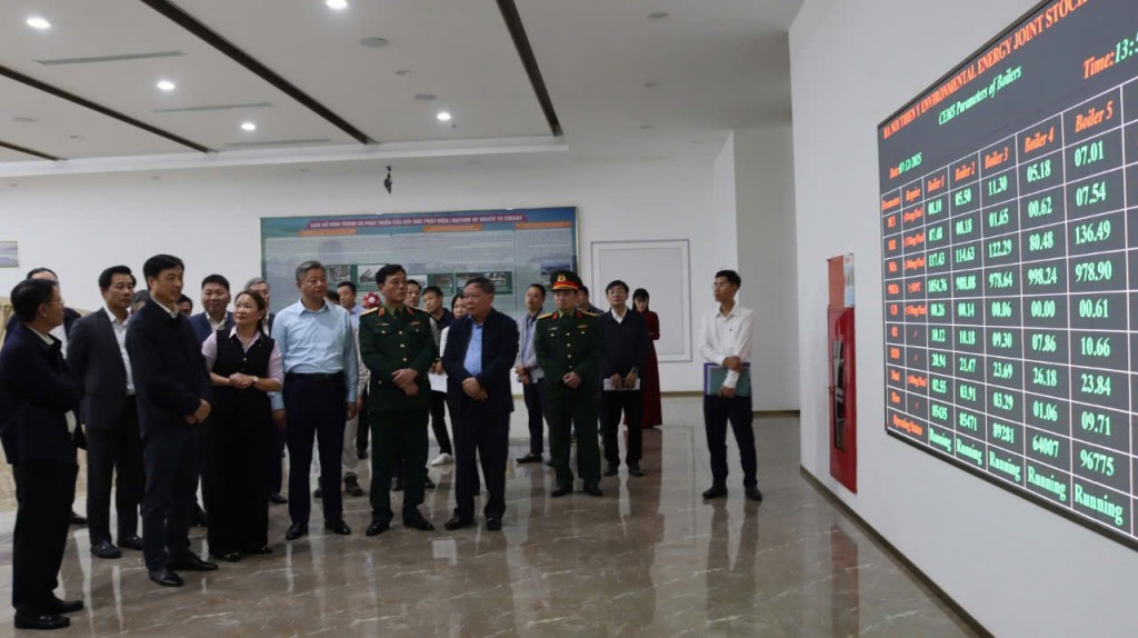 Khắc phục hạn chế, khó khăn, khai thác lợi thế của từng xã để phát triển