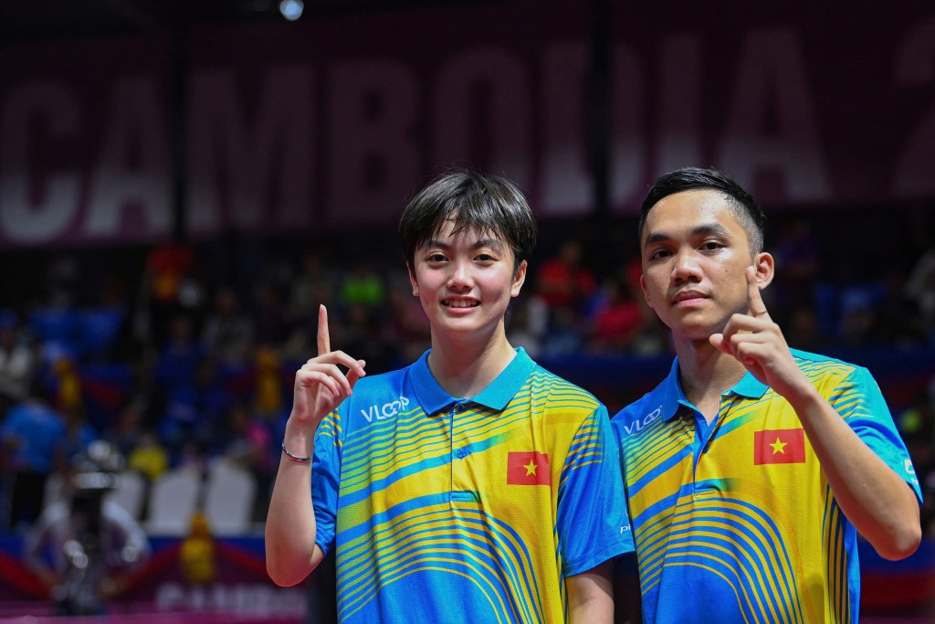 Từ Hà Nội T&T đến CAND - T&T: Hành trình 18 năm bóng bàn của bầu Hiển Từ Hà Nội T&T đến CAND - T&T: Hành trình 18 năm bóng bàn của bầu Hiển