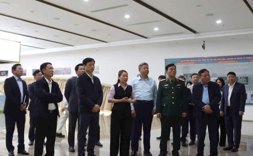 Khắc phục hạn chế, khó khăn, khai thác lợi thế của từng xã để phát triển