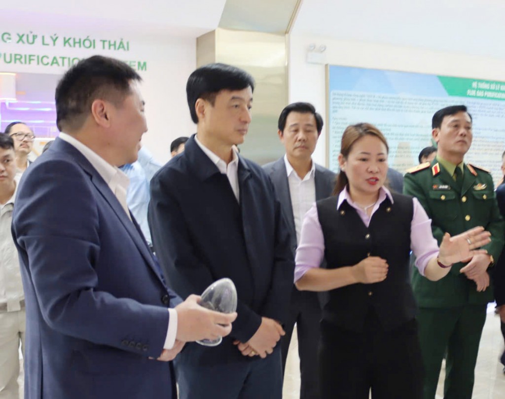 Khắc phục hạn chế, khó khăn, khai thác lợi thế của từng xã để phát triển