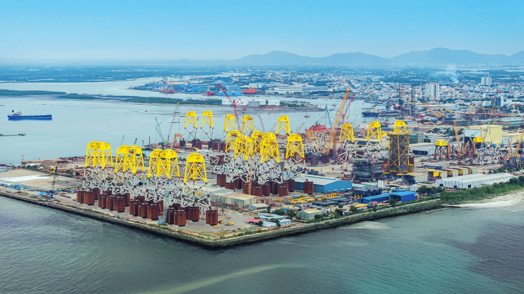 PTSC hướng đến tương lai năng lượng xanh với danh hiệu Top Doanh nghiệp Bền vững 2025 PTSC hướng đến tương lai năng lượng xanh với danh hiệu Top Doanh nghiệp Bền vững 2025